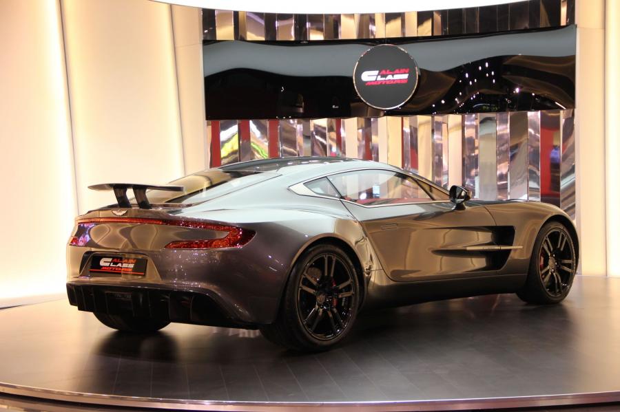  Aston Martin One-77 by Q 2011 года  (фото 34 из 44)